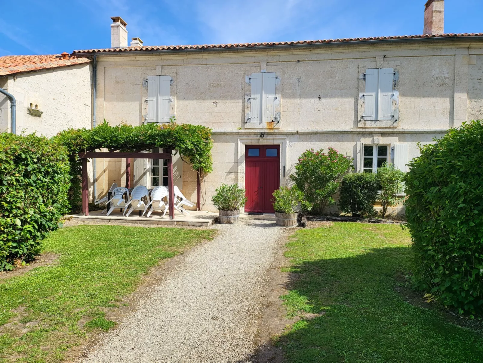 Domaine des Prairies de Latry-Buiten