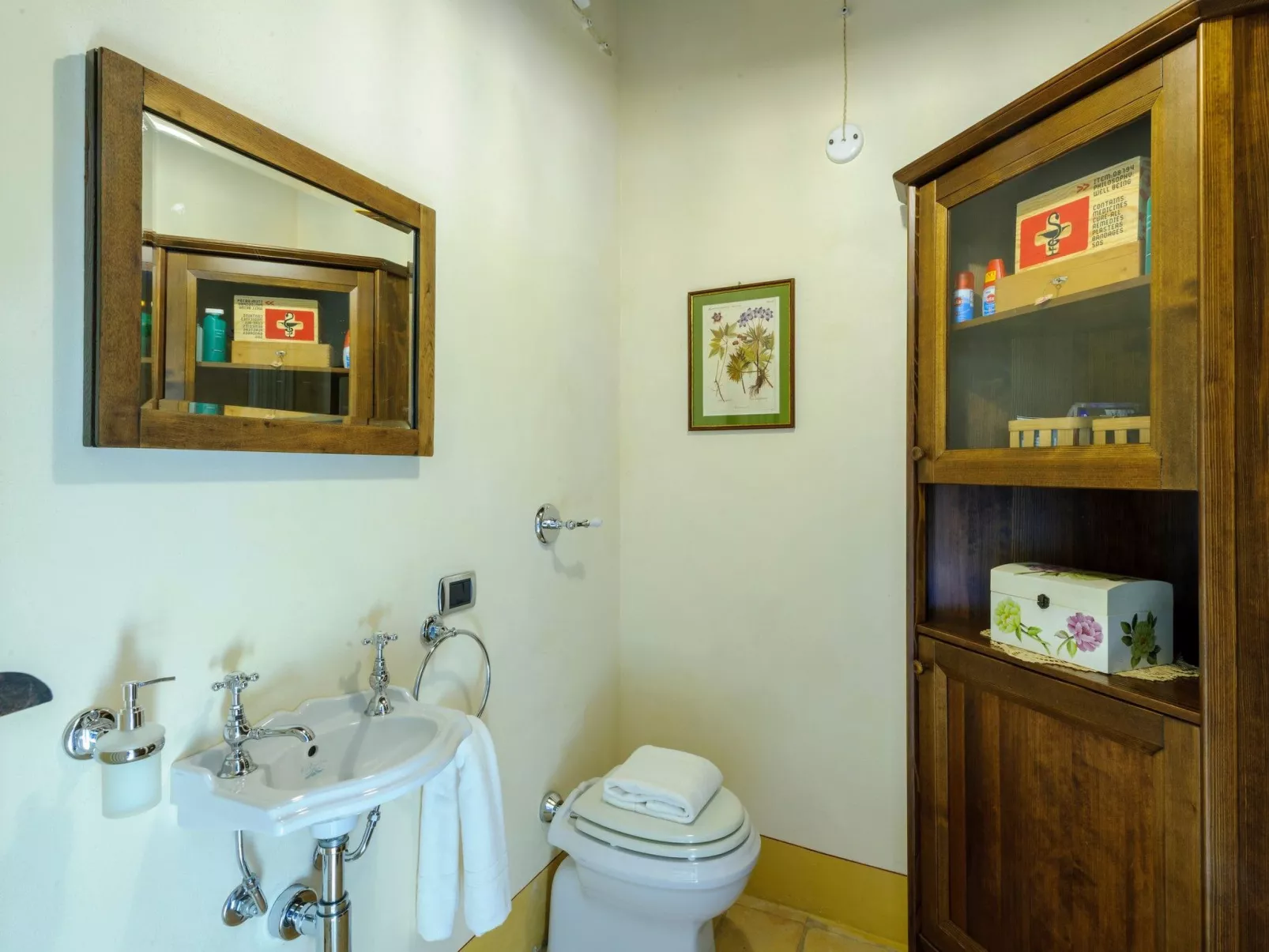 Ca Seppe Marche Ferienvillen, privater Pool-Binnen