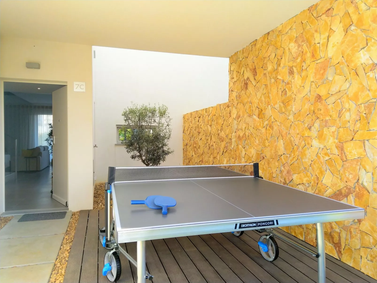 Villa Ray Design mit privatem beheizbarem Pool-Buiten