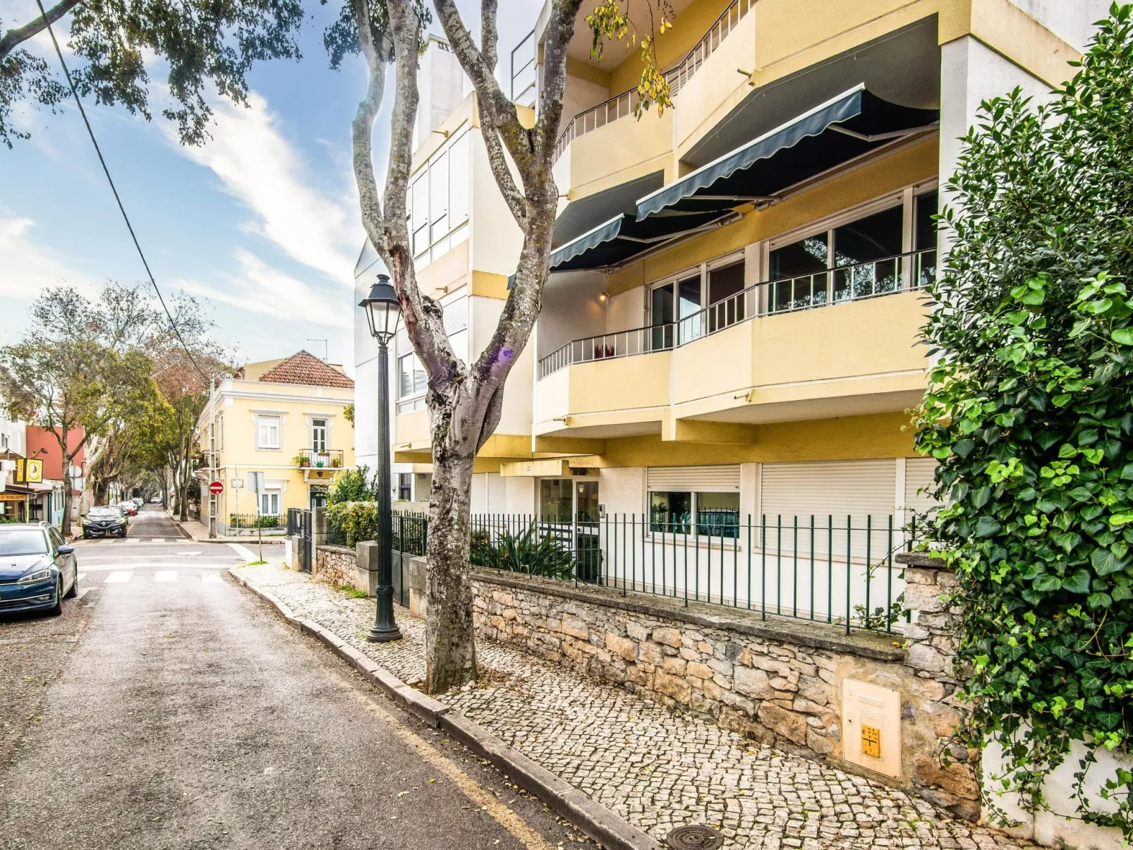 Neue, lichtdurchflutete Wohnung im Zentrum-Buiten