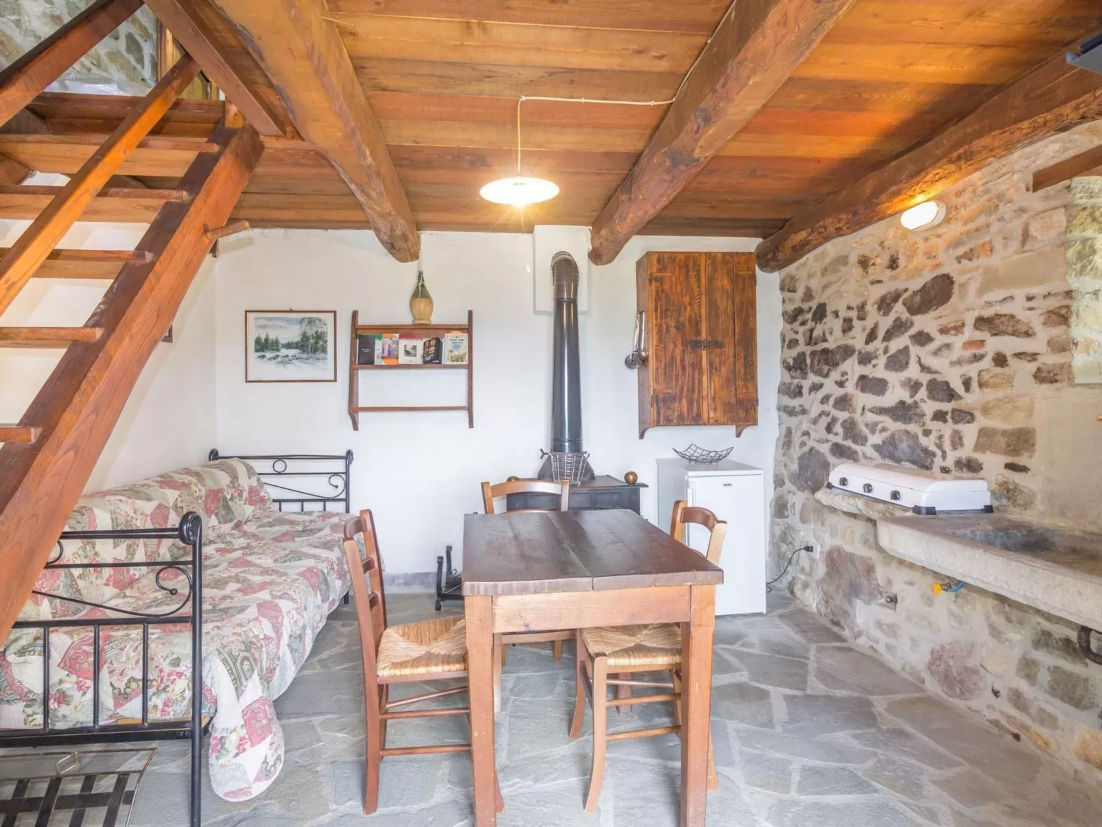 Villa Vallorsaia-Binnen