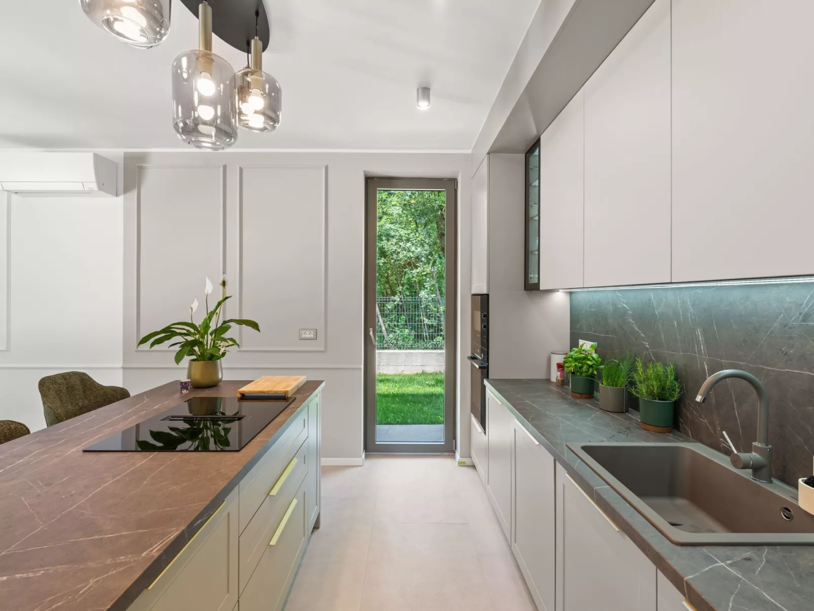 Luxuriöse Waldvilla mit beheiztem Pool in Kroatien-Binnen