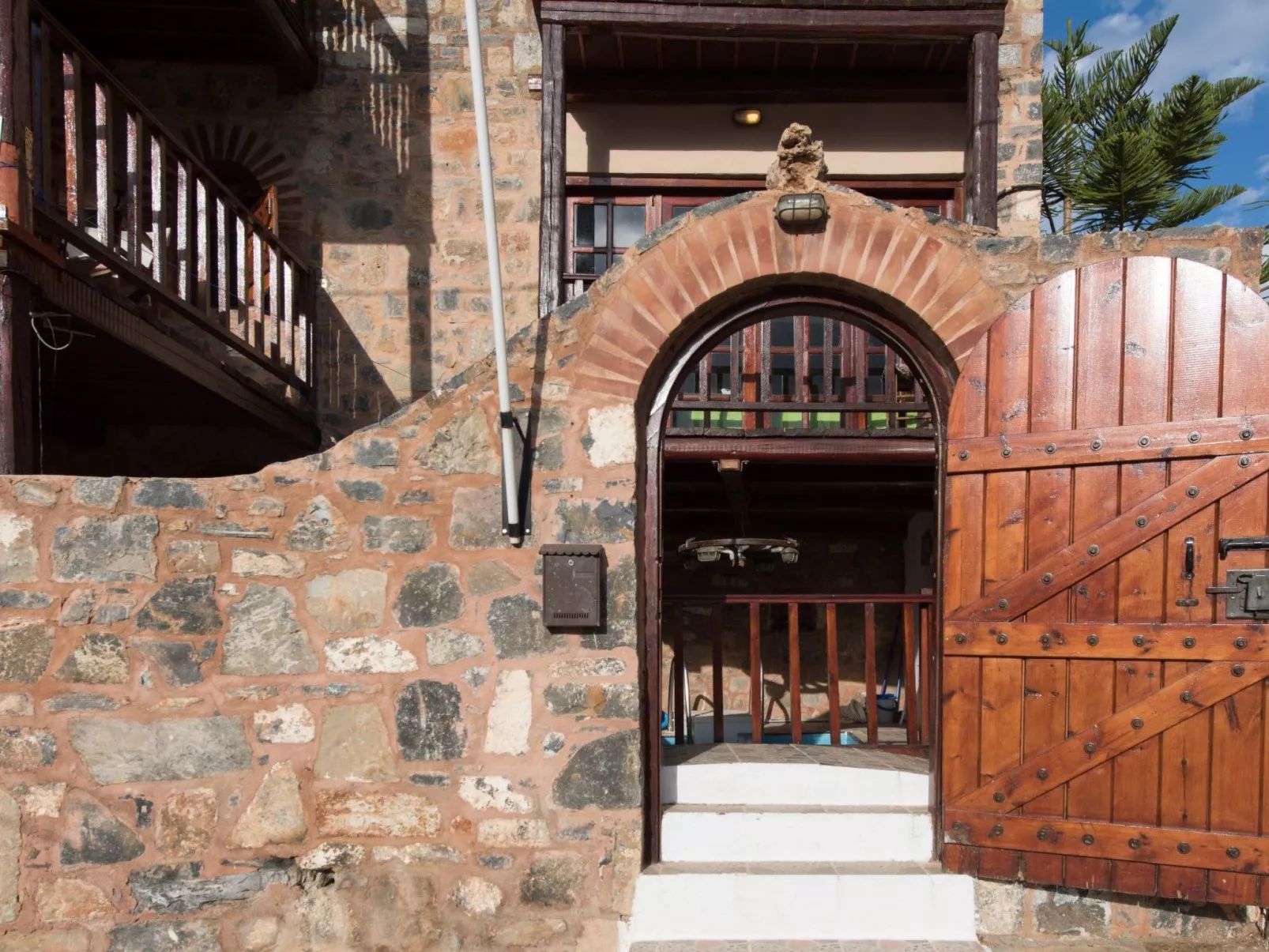 In Mavrikiano mit privatem Pool-Buiten