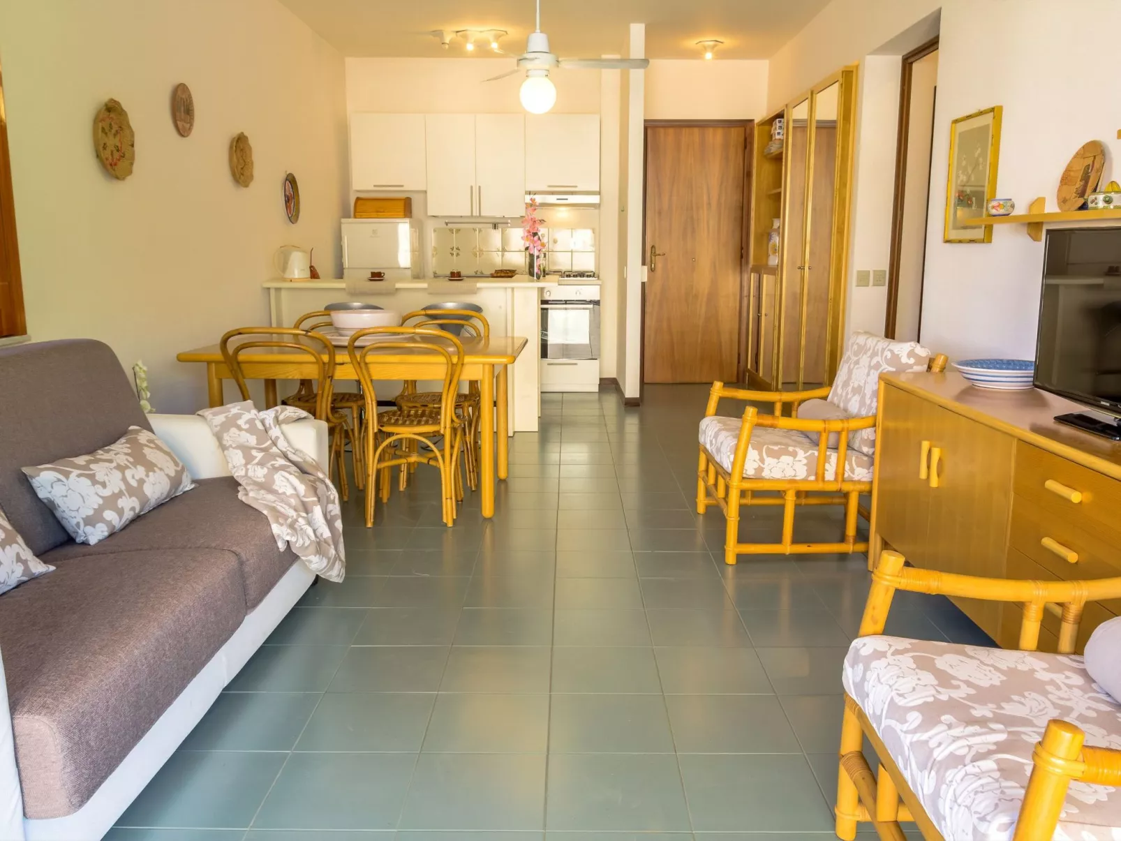 Wohnung 'Blue Wood' in Strandnähe-Binnen