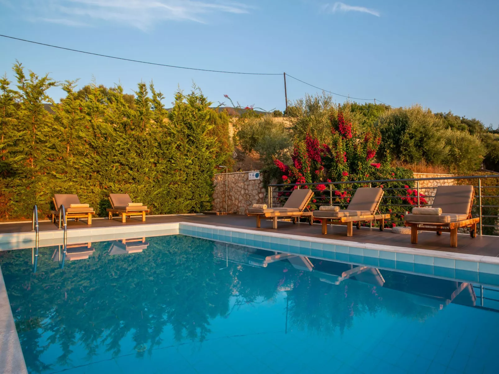 Marine Villa mit privatem Zugang zum Meer - Iris Villas-Buiten