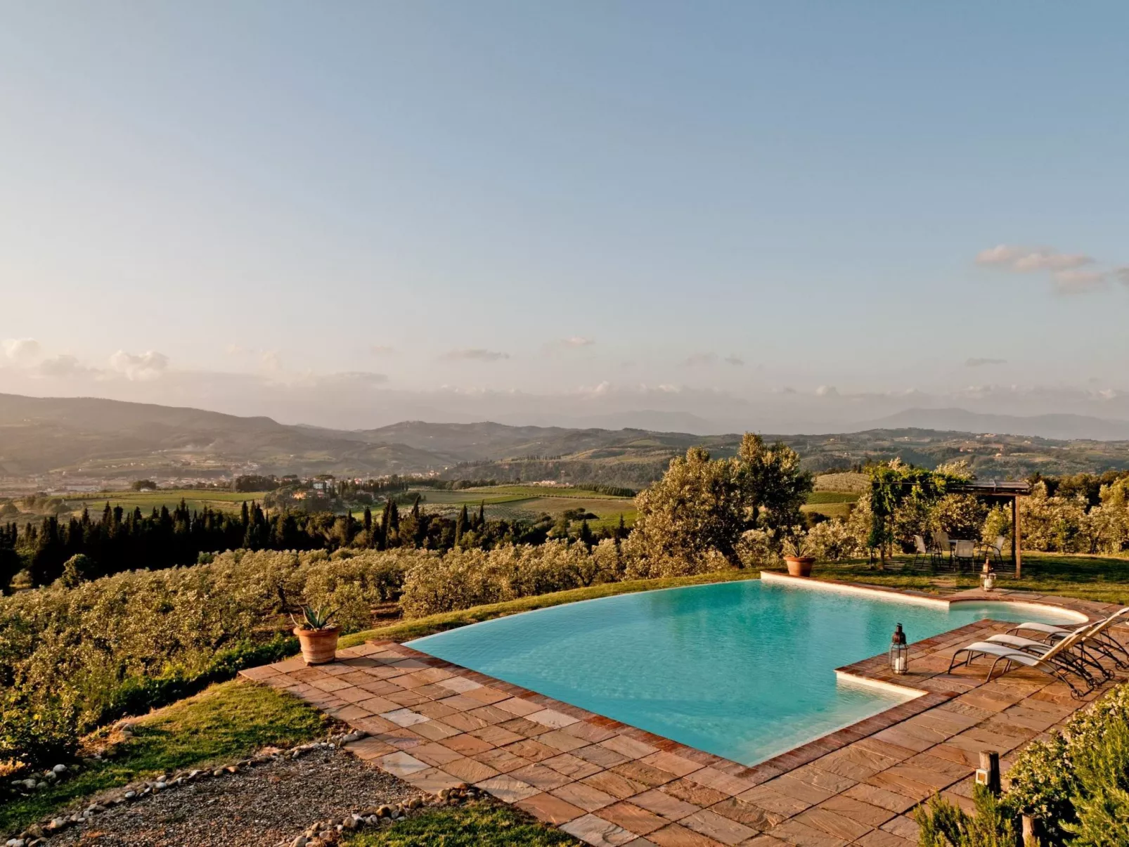 "Colle sotto 4" mit Infinity-Pool-Buiten