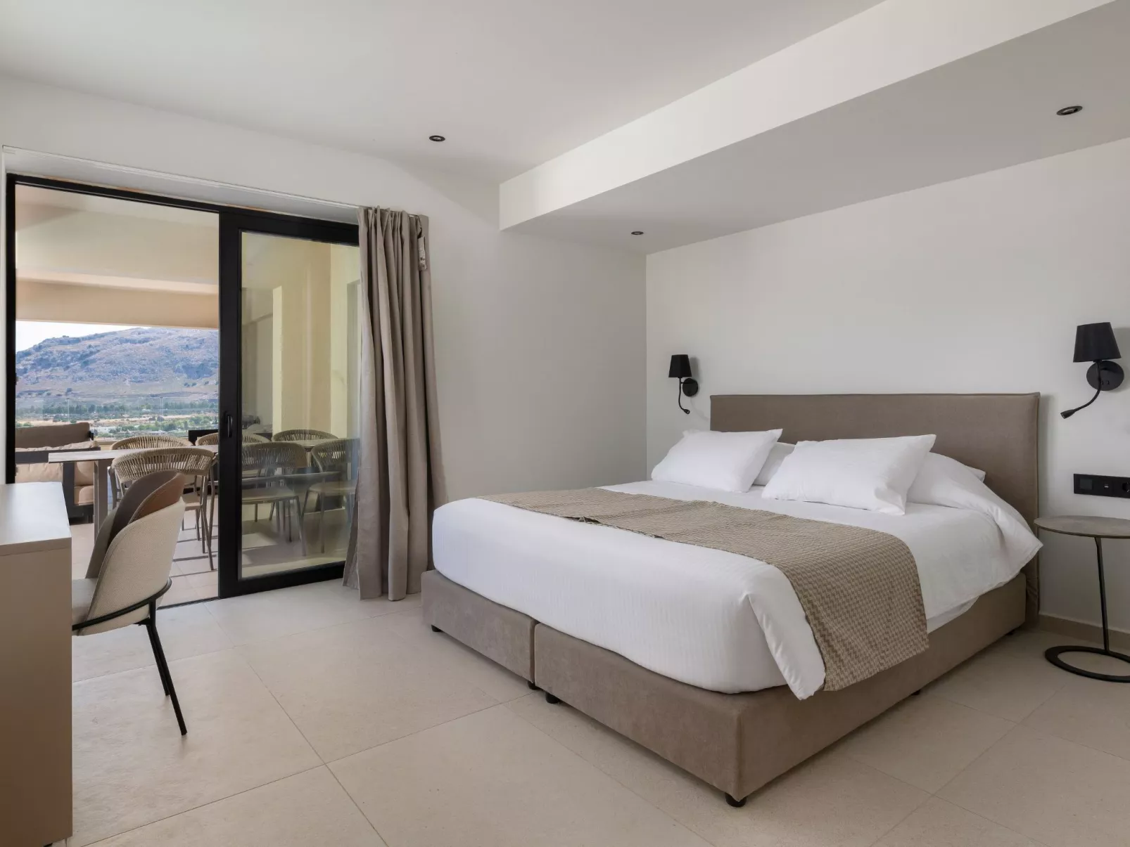 Trapezia Luxury Living -Türkis-Binnen