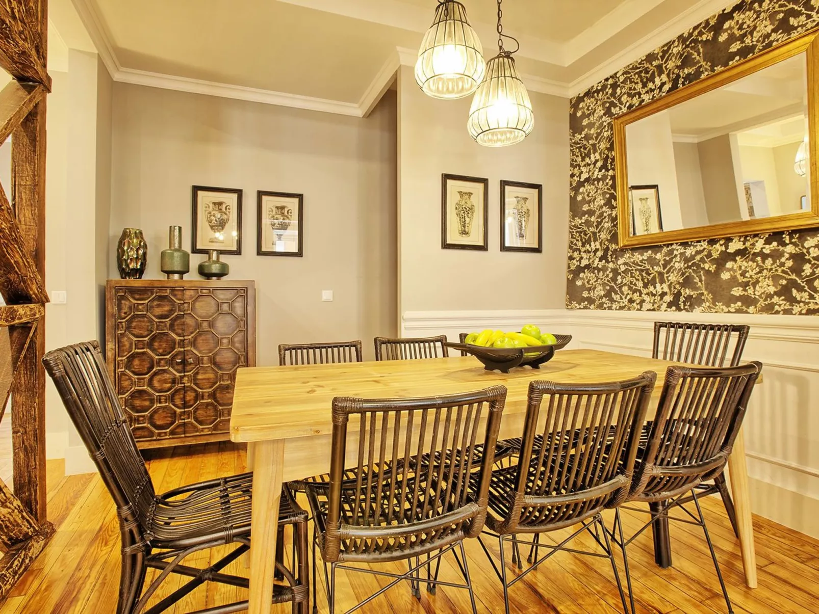 Angel's Chic Duplex-Image-tags.info