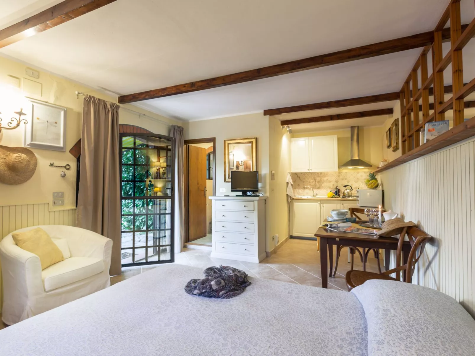 Prächtige Unterkunft mit Terrasse, Klimaanlage-Binnen