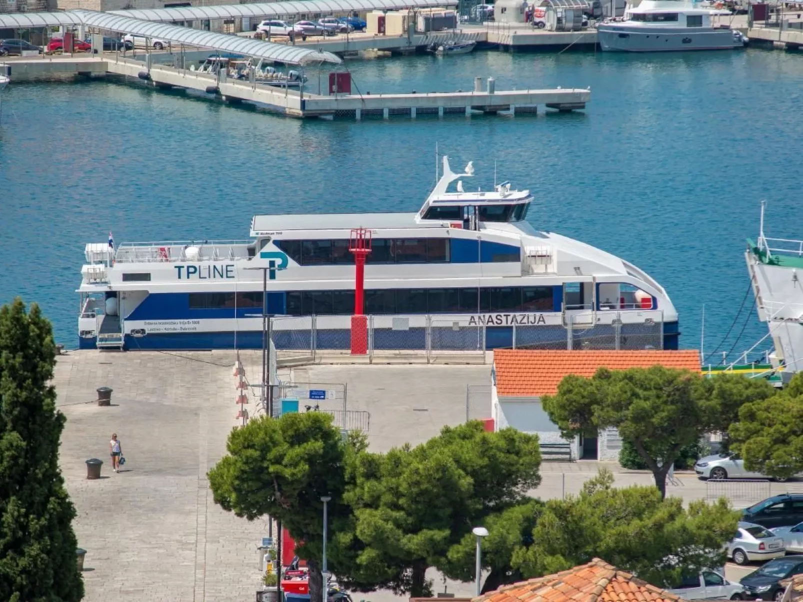 Apartment nahe Hafen mit Meerblick