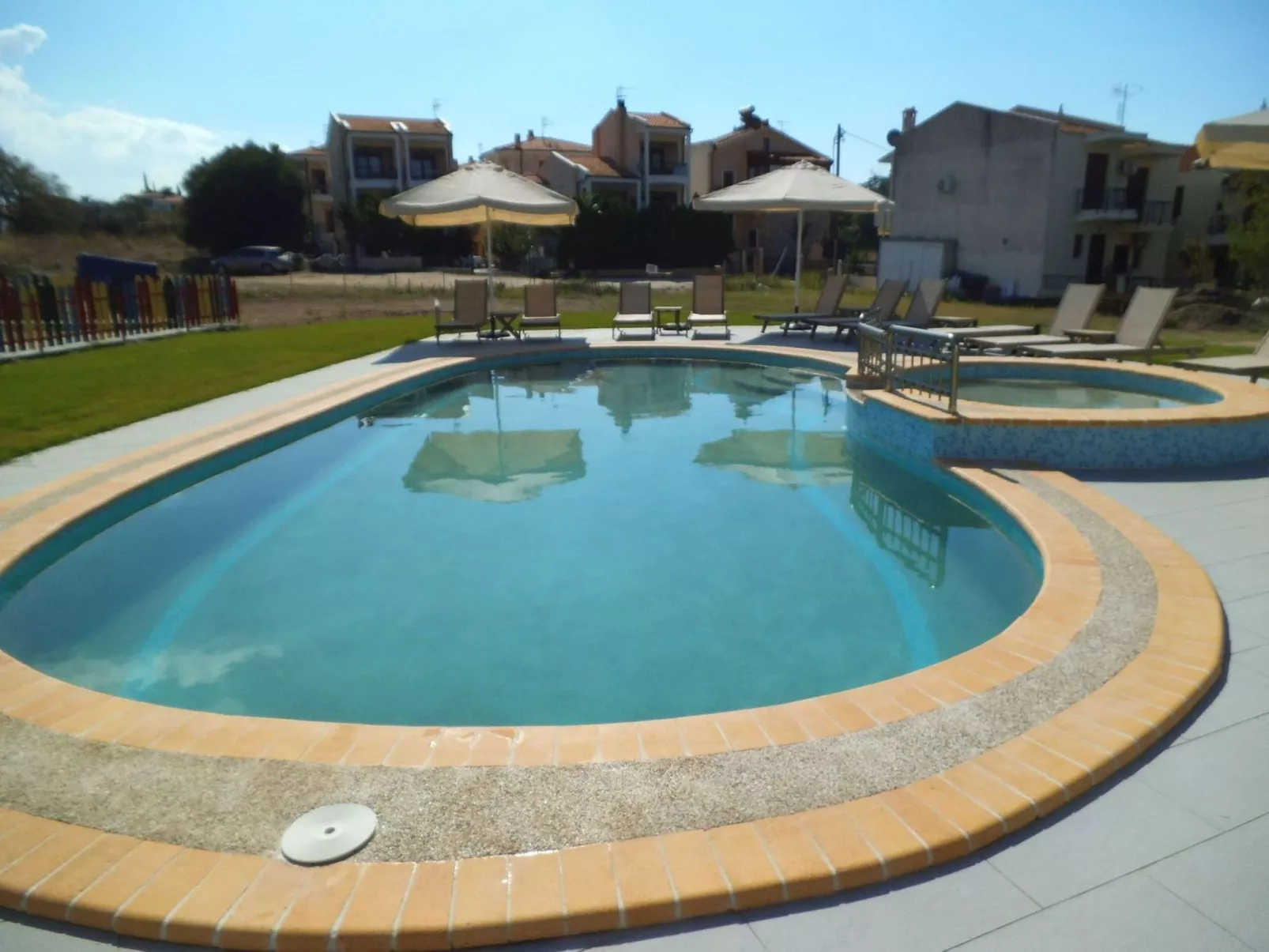 Finikas Garden Nikit