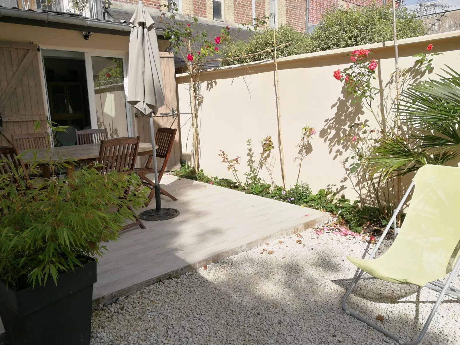 Wohnung "Les Muguets" mit Garten und Grillplatz-Buiten