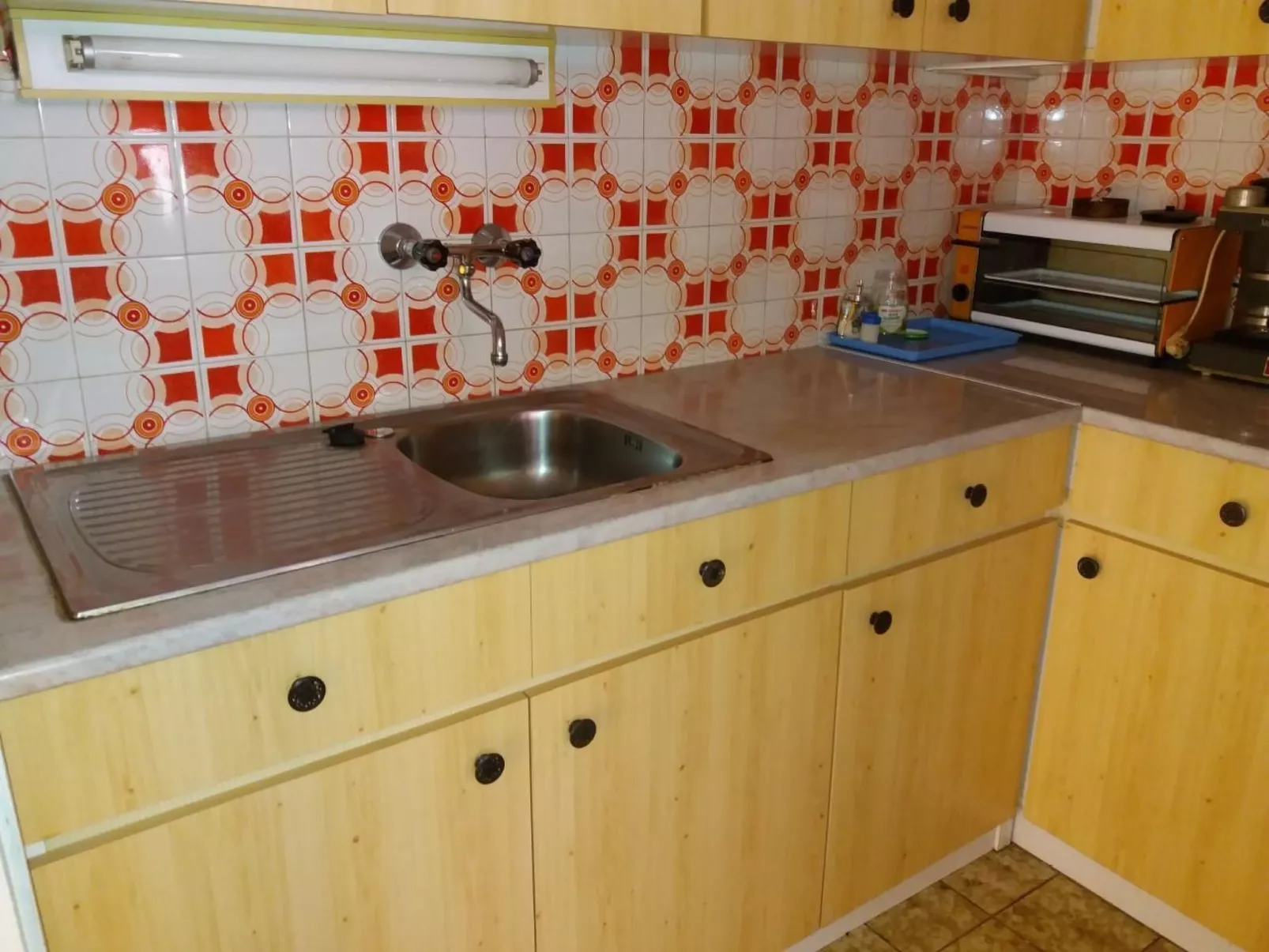 Mit Blick auf das Wasser-Binnen