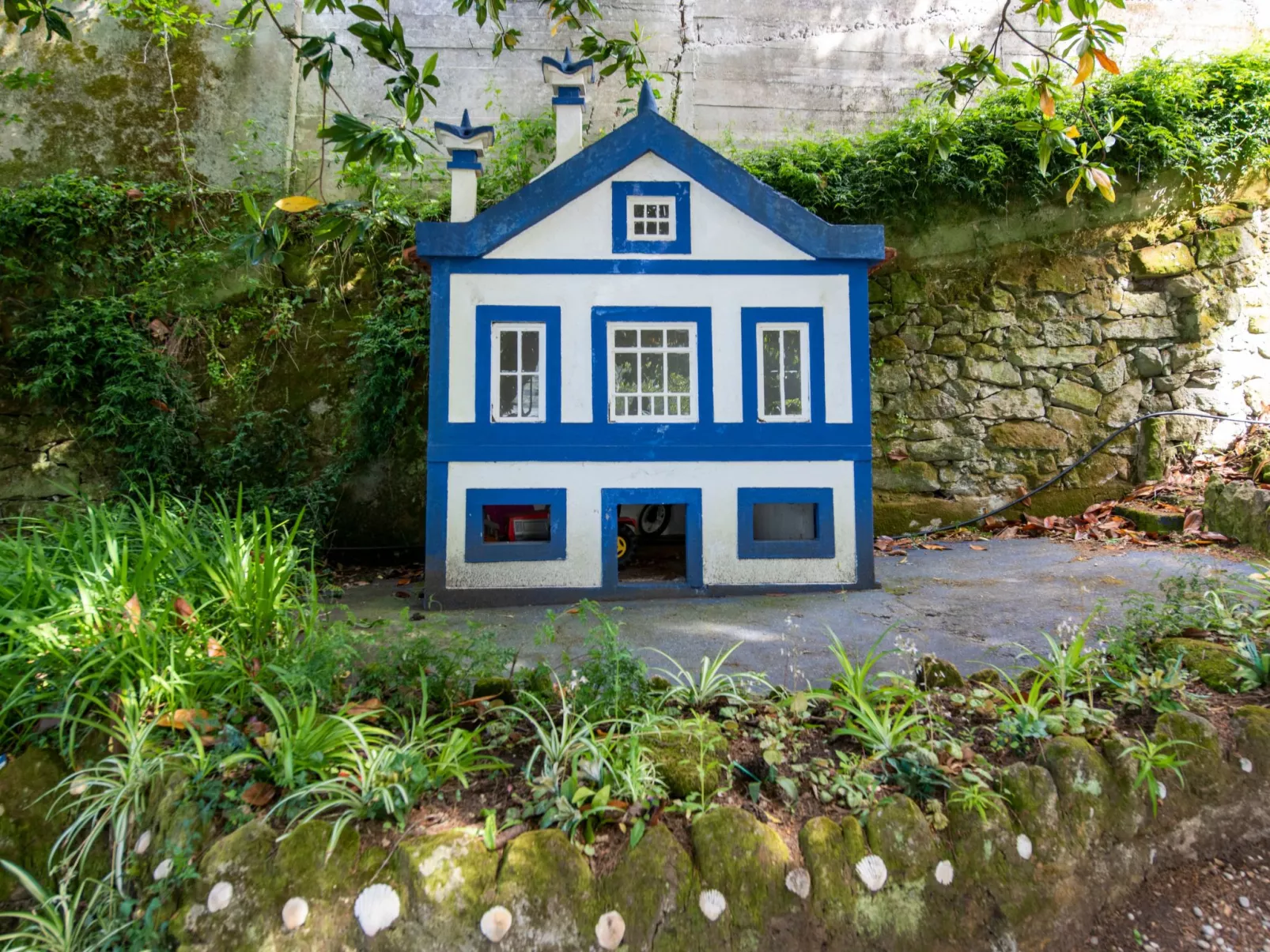 Für 12 Personen und 2 Kinder in Redondela, Costa Verde Spanien (Rías Baixas)-Image-tags.info