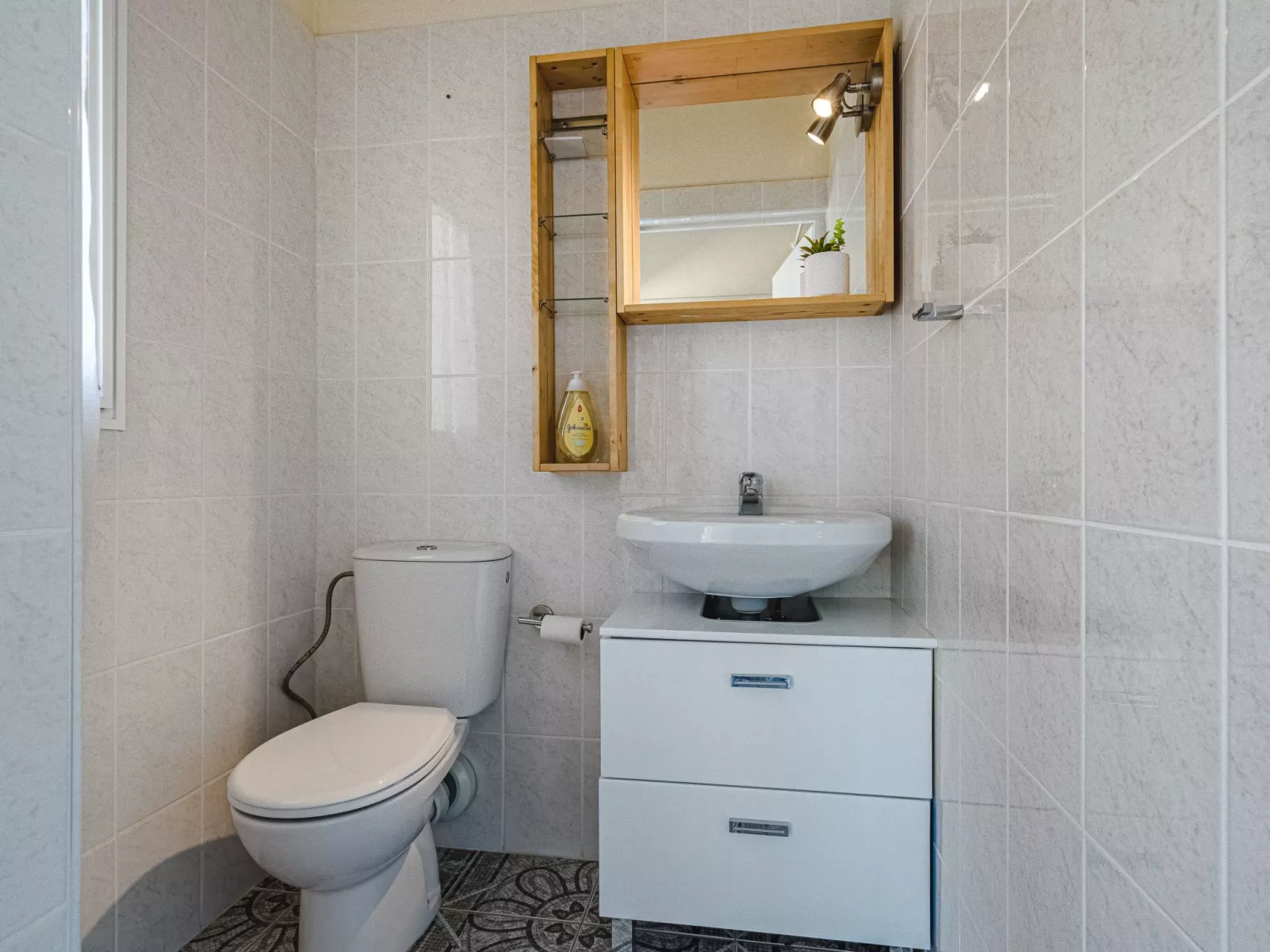 Luxusvilla mit fantastischem Meerblick-Binnen