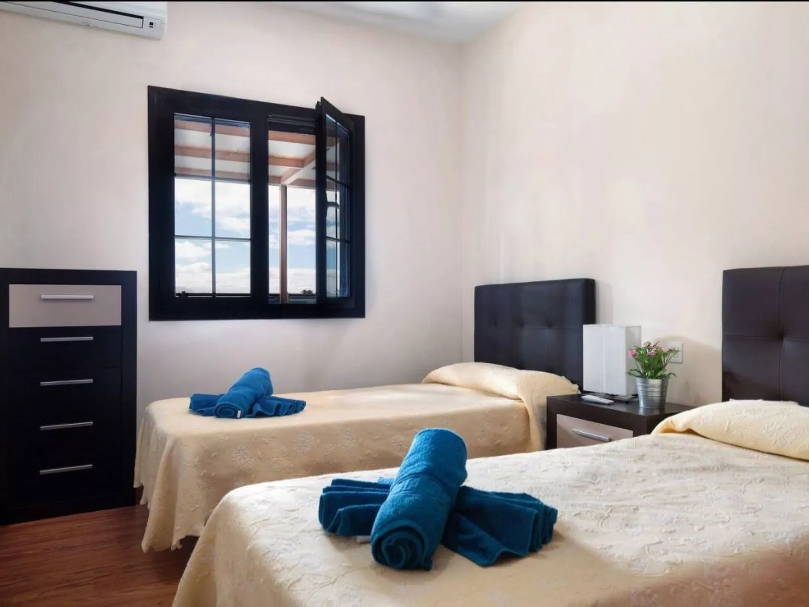 Villa Abuelo Paco - Privater beheizter Pool-Binnen