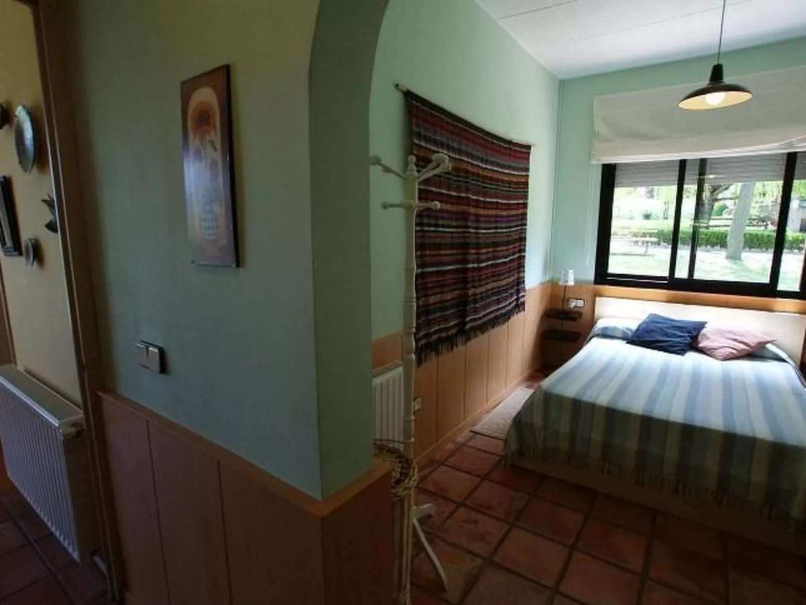 Kleiner Bungalow mit zwei Schlafzimmern.-Binnen