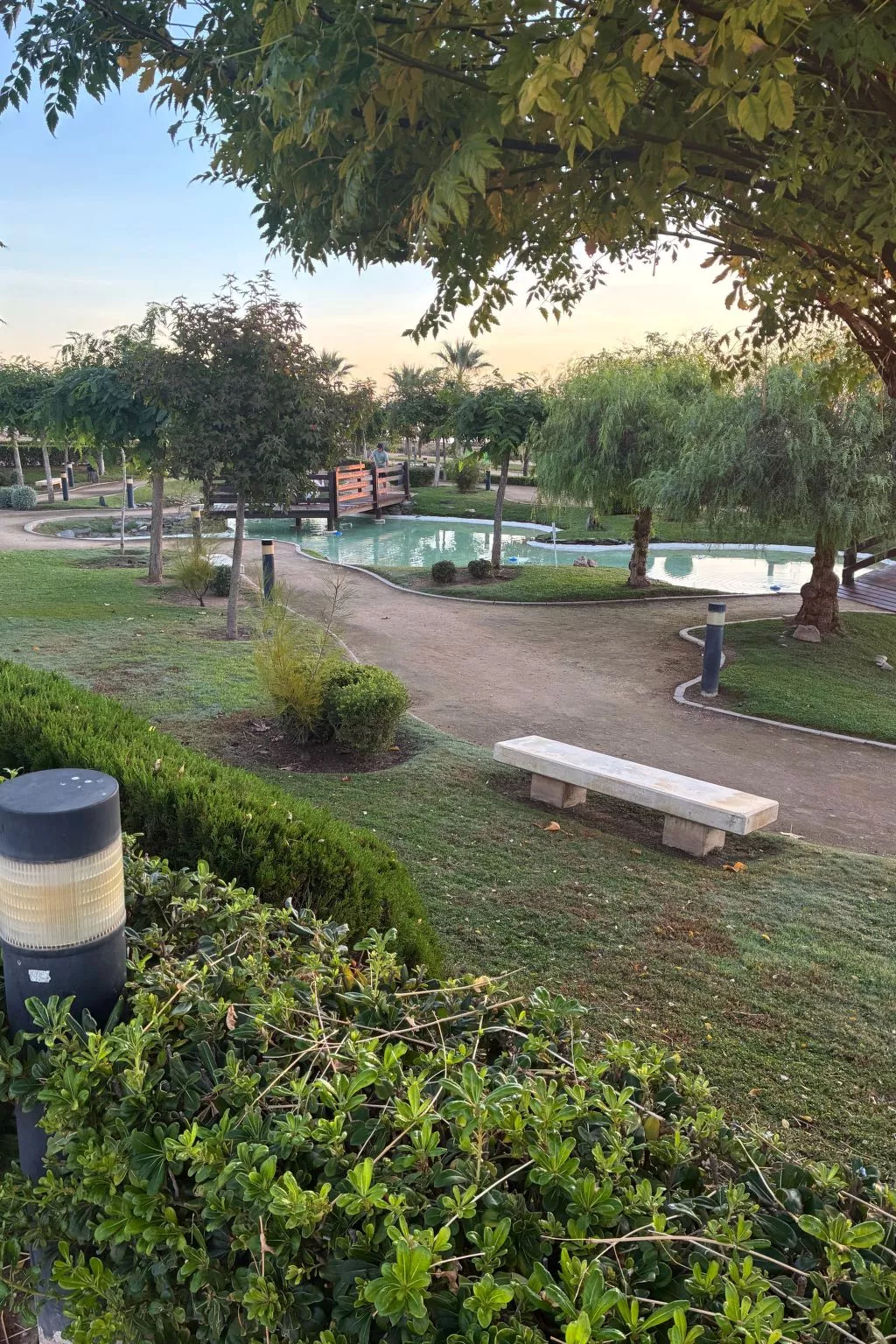 Entspannungs- und Aktivitätsumgebung - E-Ladegerät-Buiten