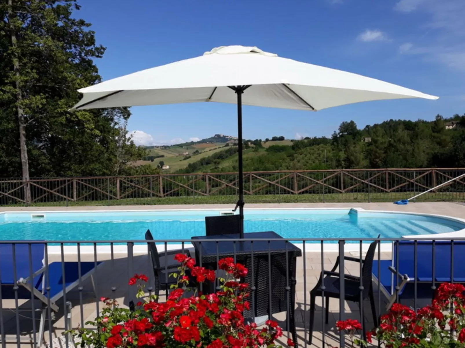 Villa in Le Marche mit atemberaubender Aussicht