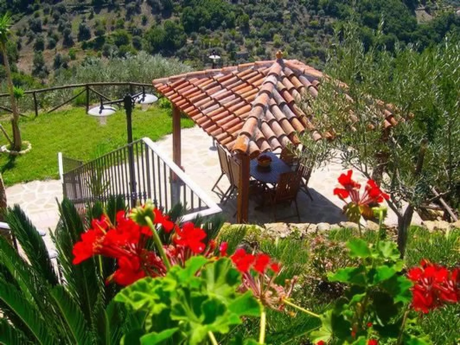 Haus mit privatem Pool und herrlicher Aussicht-Image-tags.info