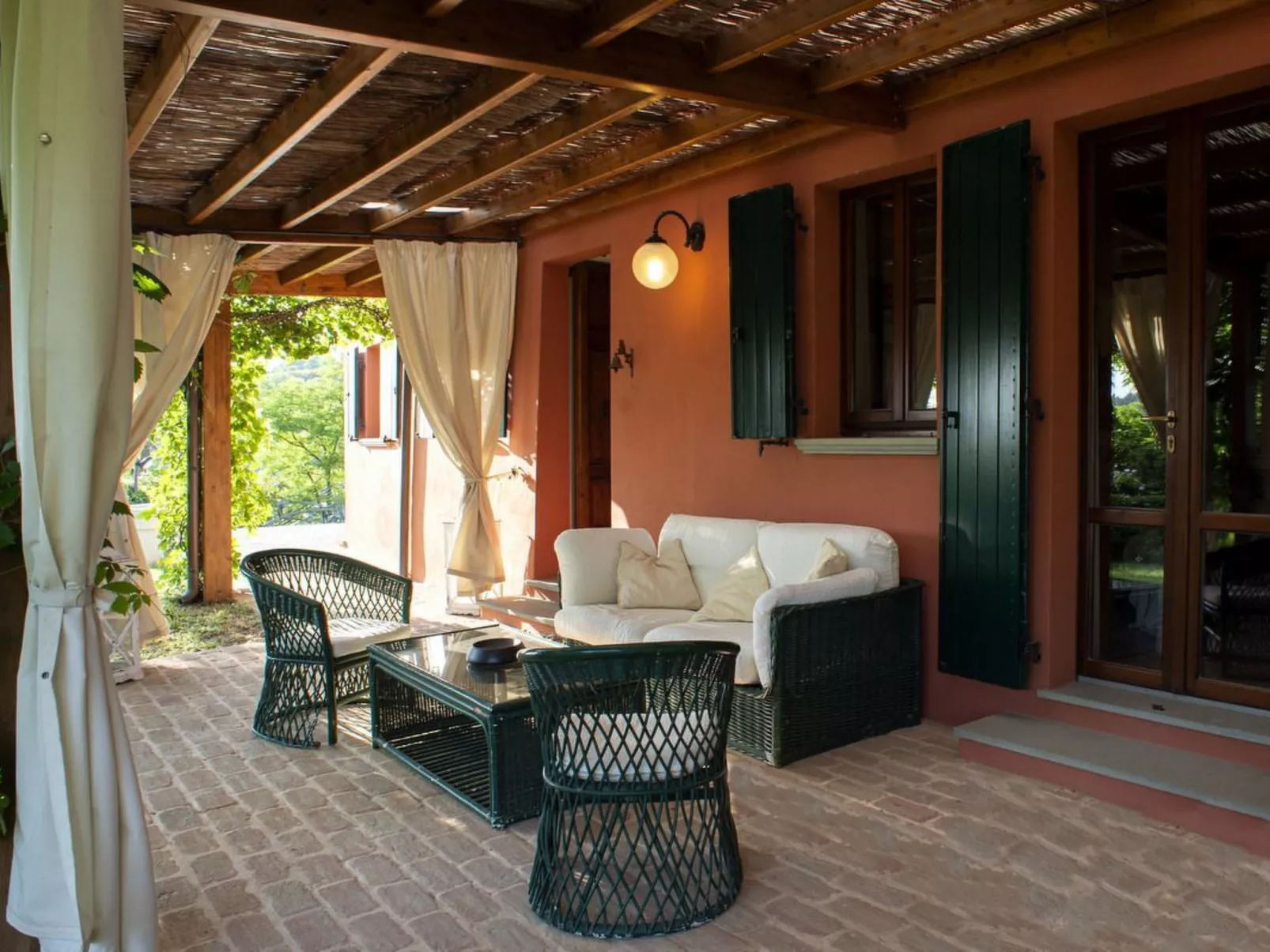 Villa mit privatem, halb versenkbarem Pool in Meeresnähe-Image-tags.info