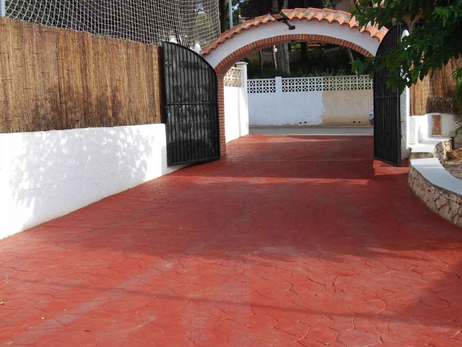 Ferienvilla, Seeblick, privater Pool und Parkplatz-Image-tags.info