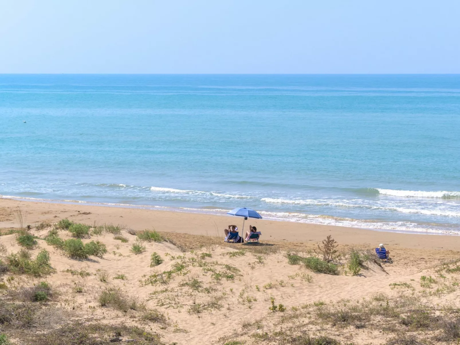 Villa am Sandstrand von Punta Secca-Image-tags.info