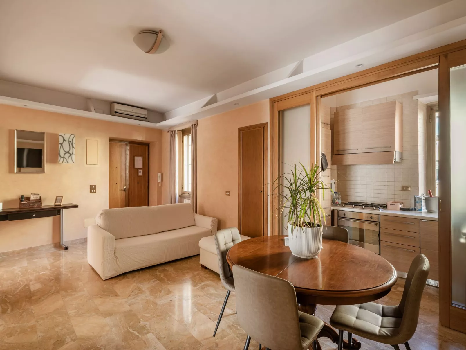 Wohnung27. AC Wi-Fi Metro, Geräumig, S. Giovanni