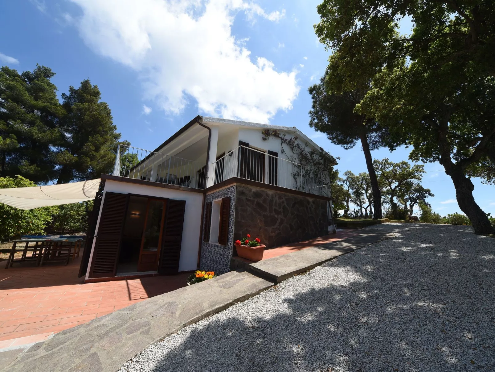 "Villa EnriMar" mit privatem Pool-Buiten