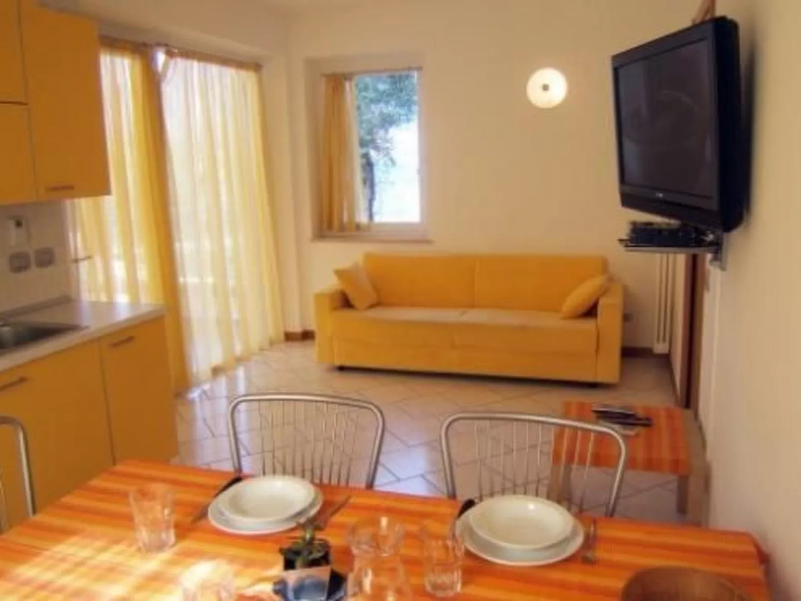 Mary Apartments mit Schwimmbadbenutzung zona centrale-Binnen