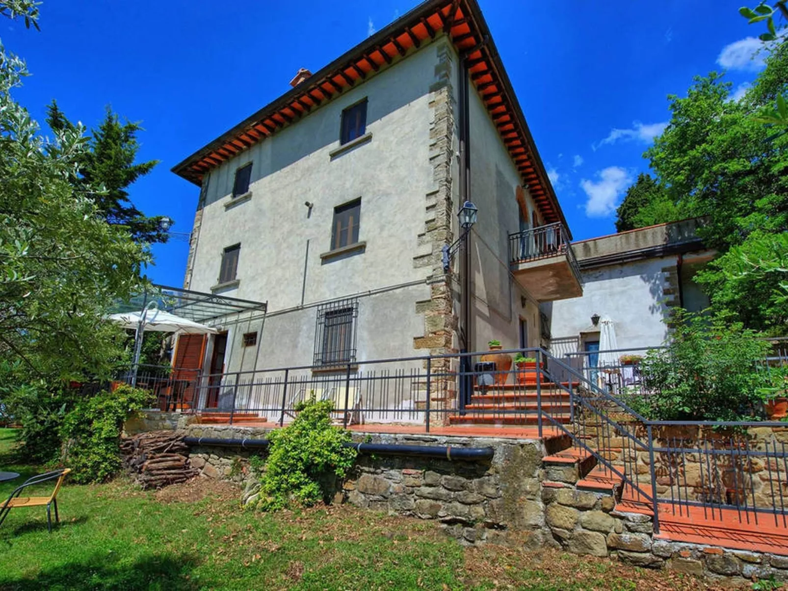 Villa Panzalla Rondini 8-Buiten