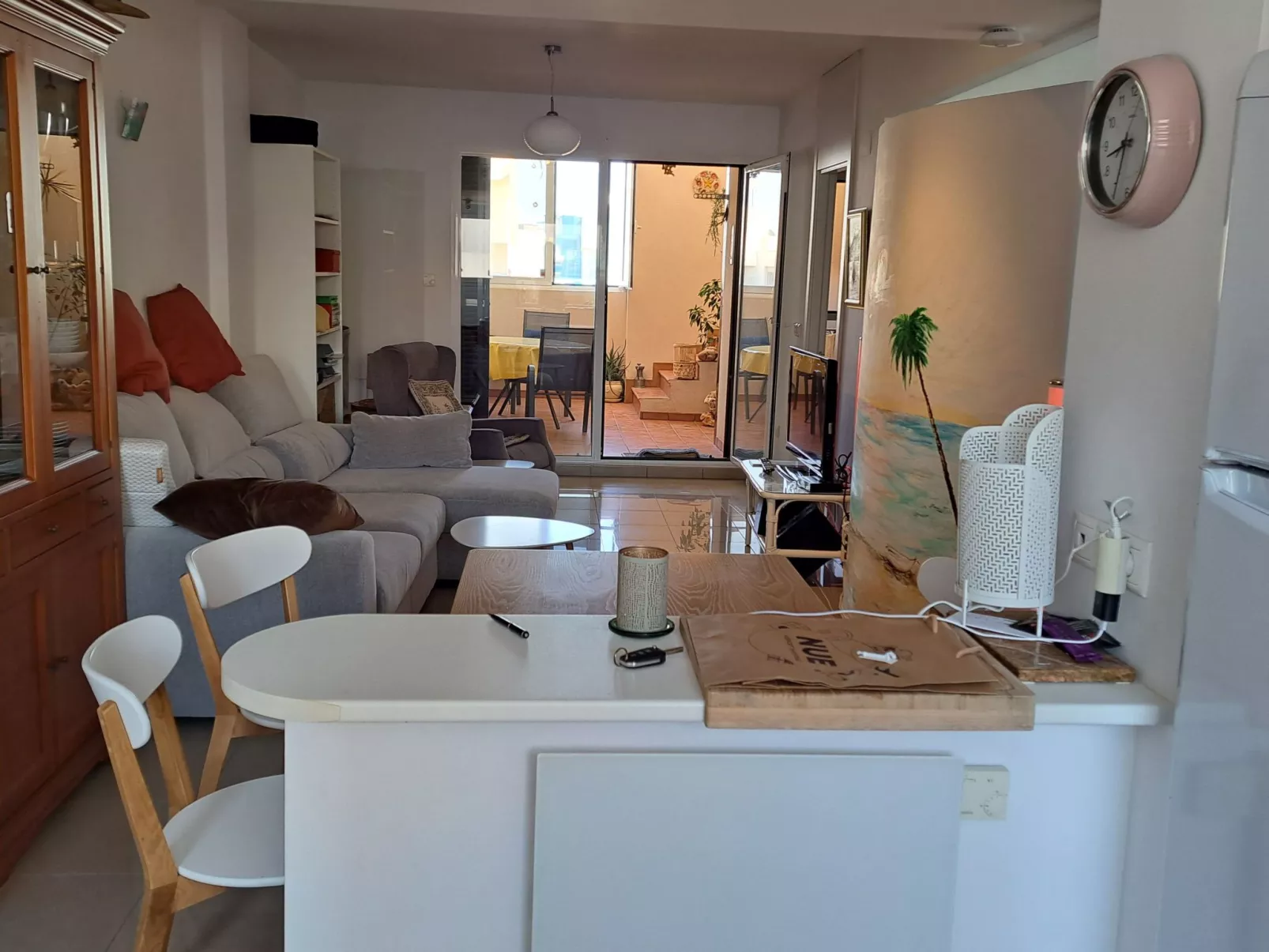 Schönes Appartement mit Grill, Pool und Terrasse-Binnen