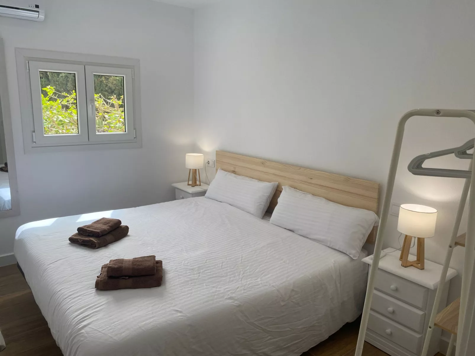 Idyllische Finca mit Garten und Pool-Binnen