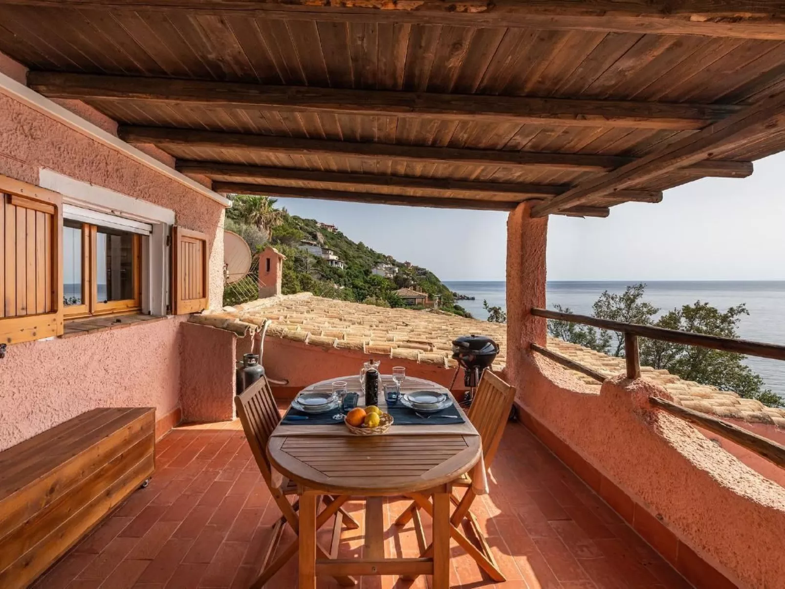 Wohnung in Torre Delle Stelle mit Terrasse und Grill, nah am Strand-Image-tags.info