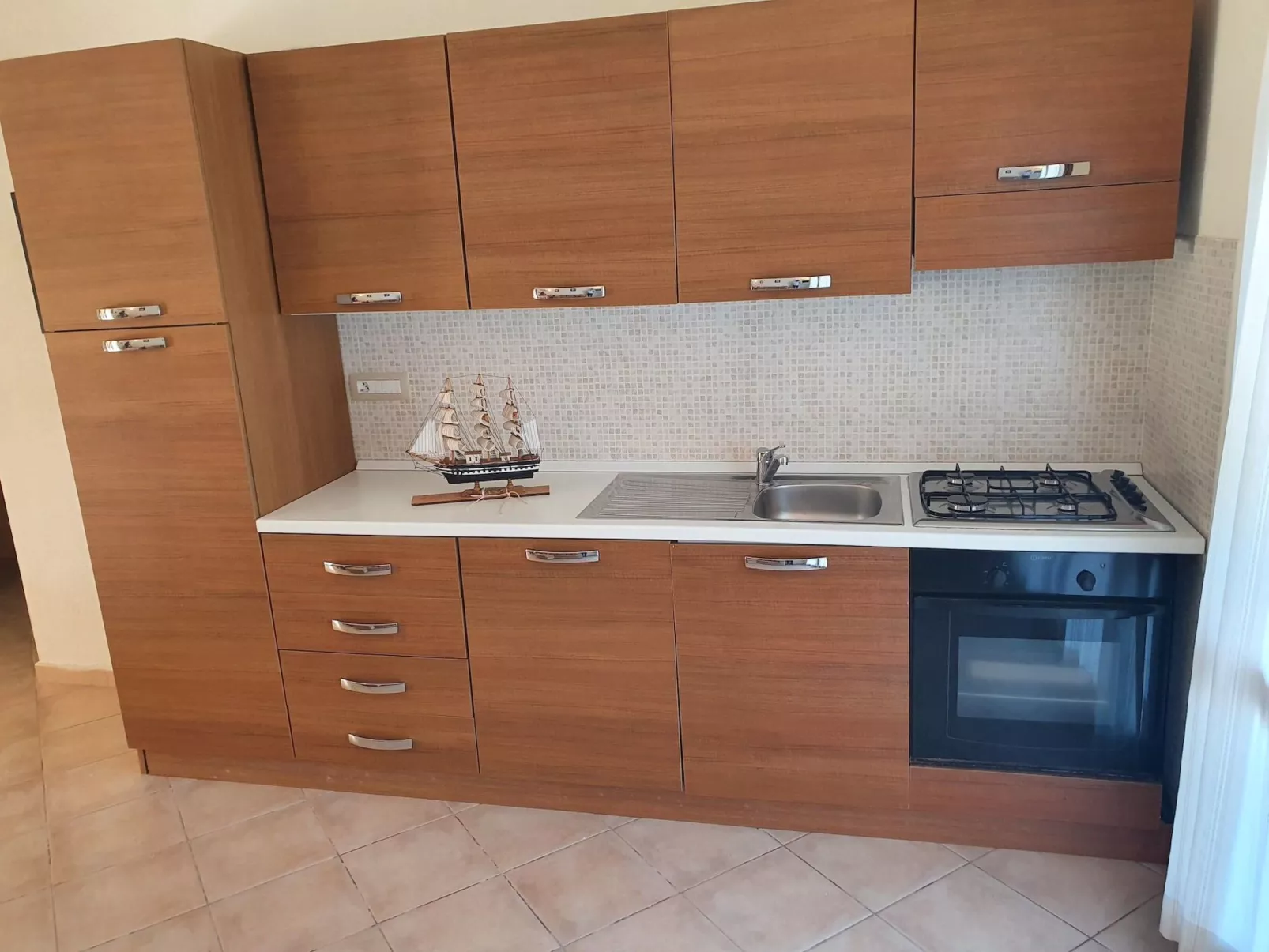 Guinness A, mit privatem Pool von DomusAway-Binnen