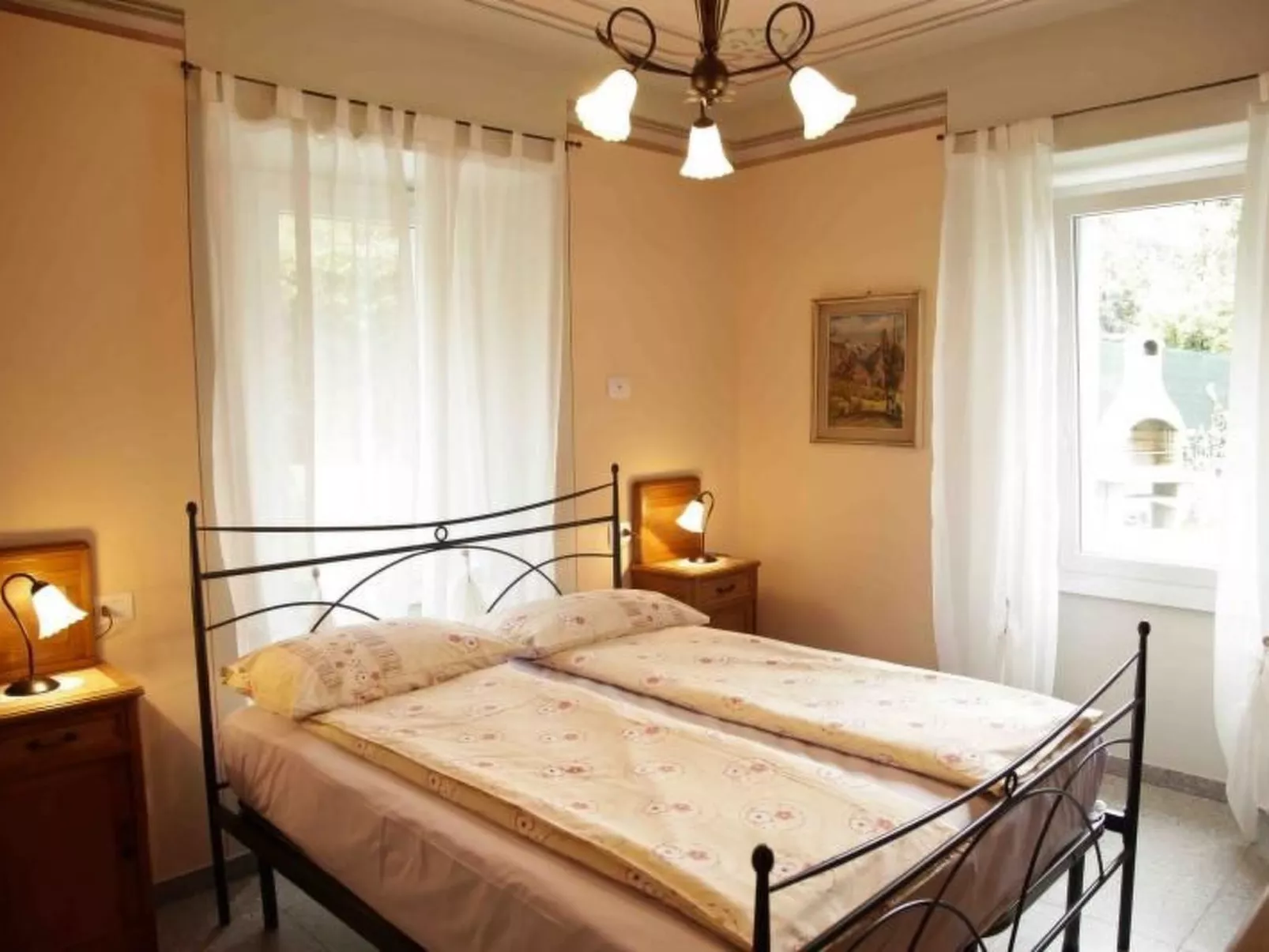 Jugendstilvilla mit Blick auf den Comer See-Binnen