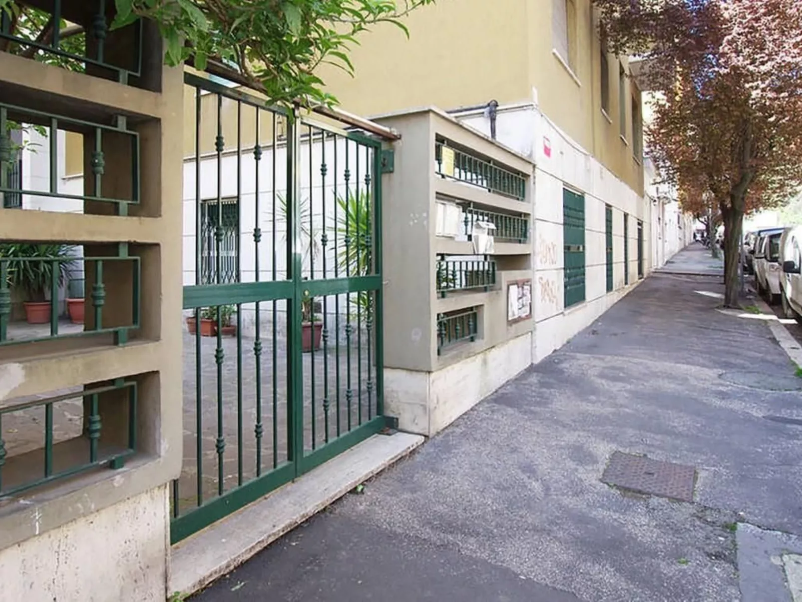 Moderne Ferienwohnung in absolut zentraler Lage in der Nähe des Vatikans-Buiten