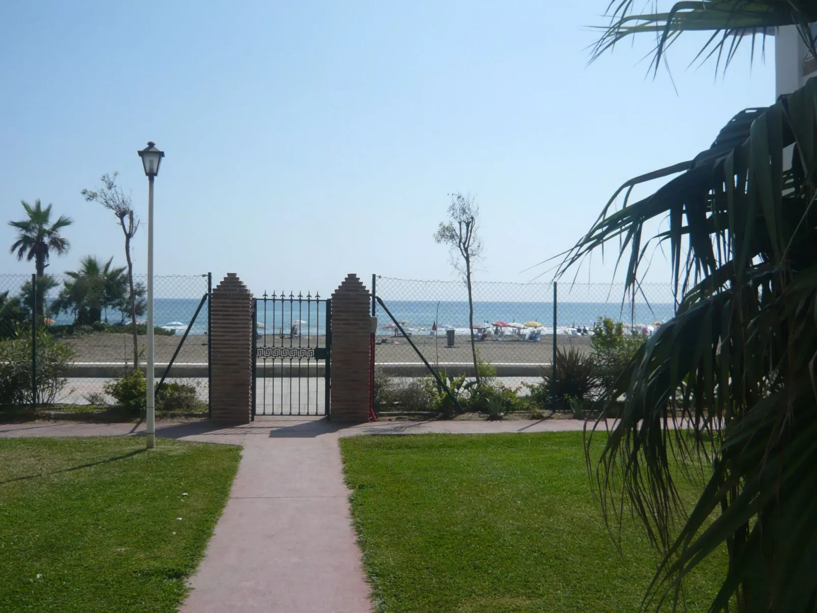 Appartement mit Blick auf das Wasser-Image-tags.info