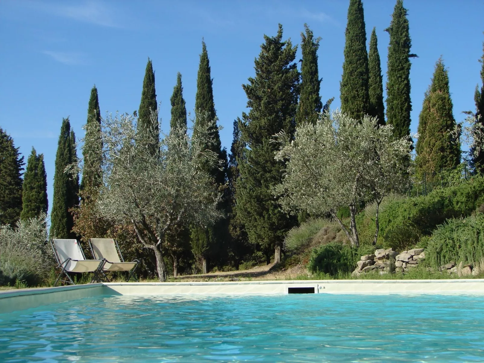 Anwesen mit Terrasse-Image-tags.info