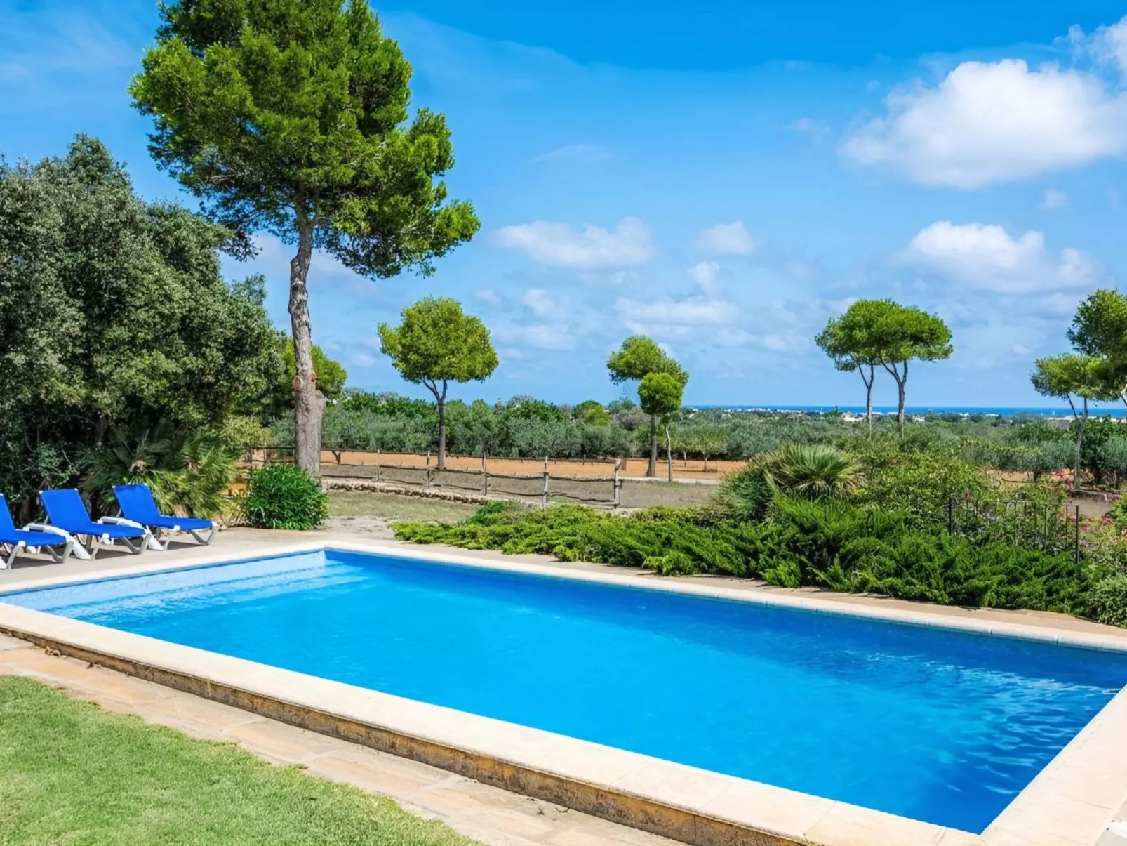 Bonita casa cerca del mar-Image-tags.info