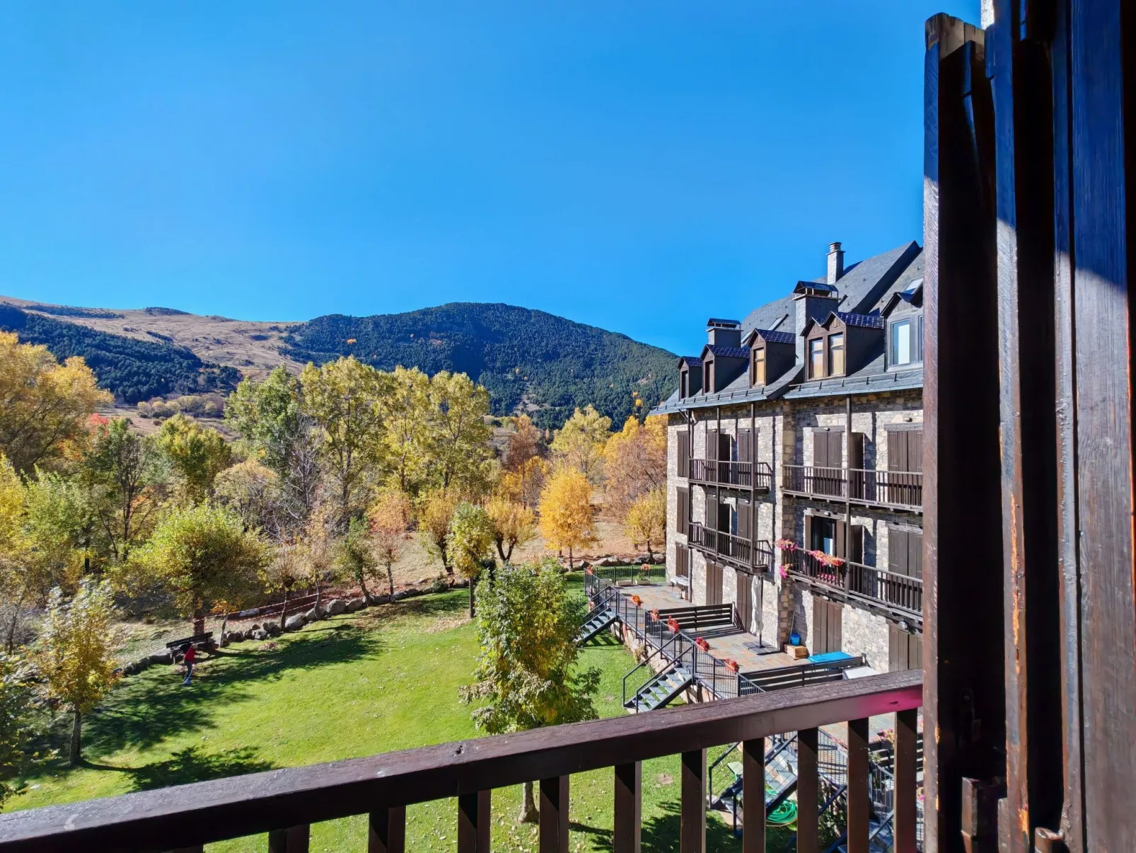 Helle Wohnung mit Garten Besiberri 6 Vall de Boí-Buiten