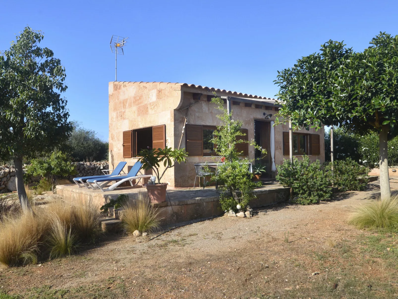 Finca Can Patito-Image-tags.info