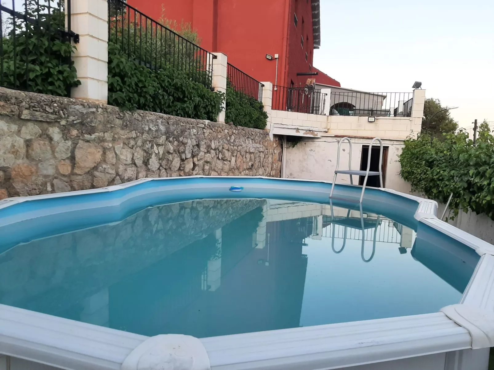 Weingut "Garnacha de Borja".-Image-tags.info