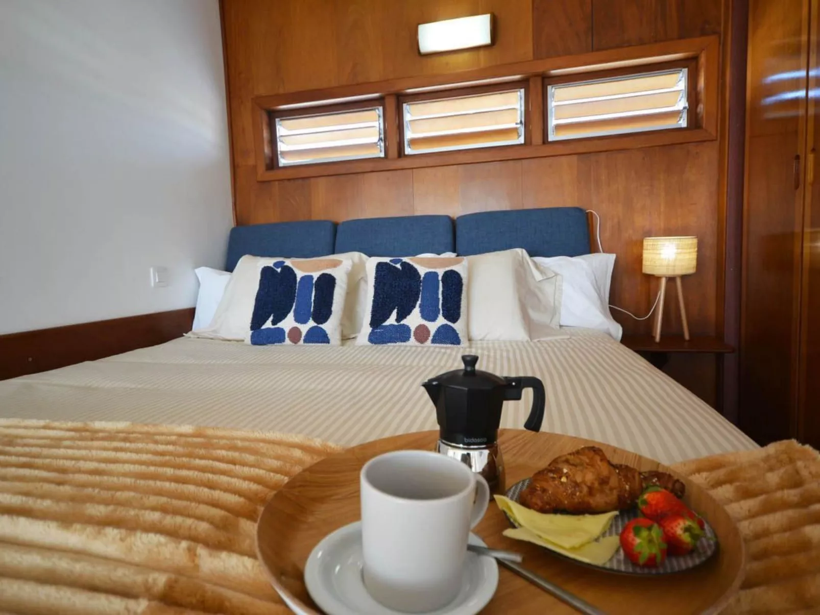 Wohnung mit privater Terrasse und Meerblick-Binnen