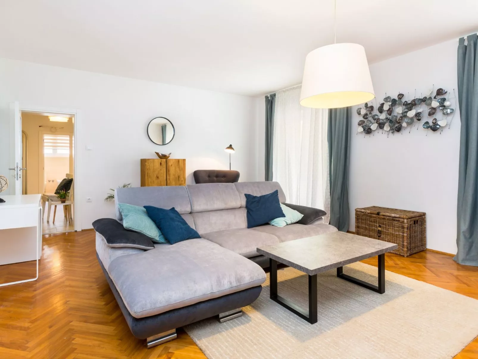 Tia, Wohnung mit Pool-Image-tags.info