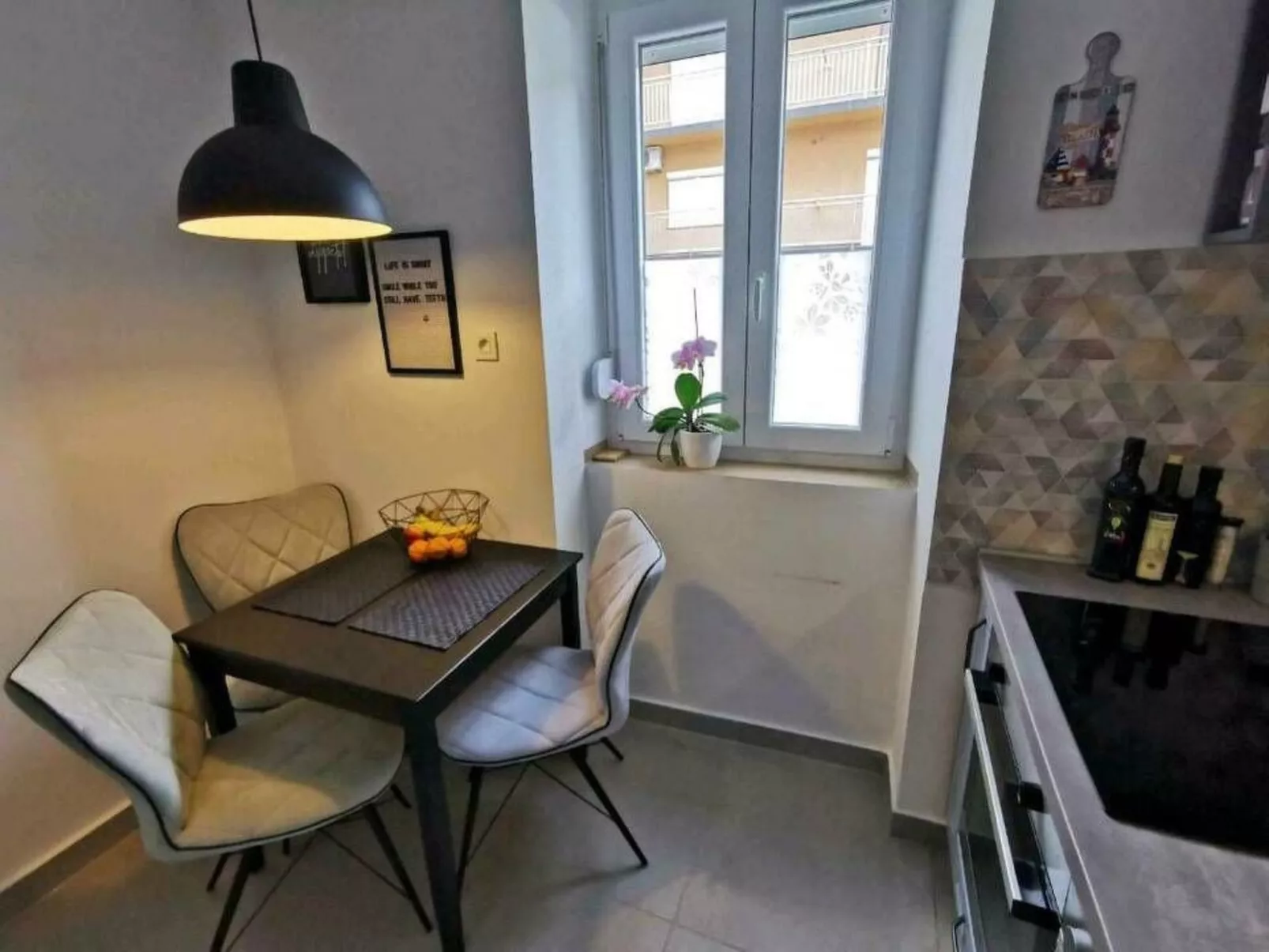 Gemütliche 2-Schlafzimmer-Wohnung mit Meerblick, Crikvenica-Binnen