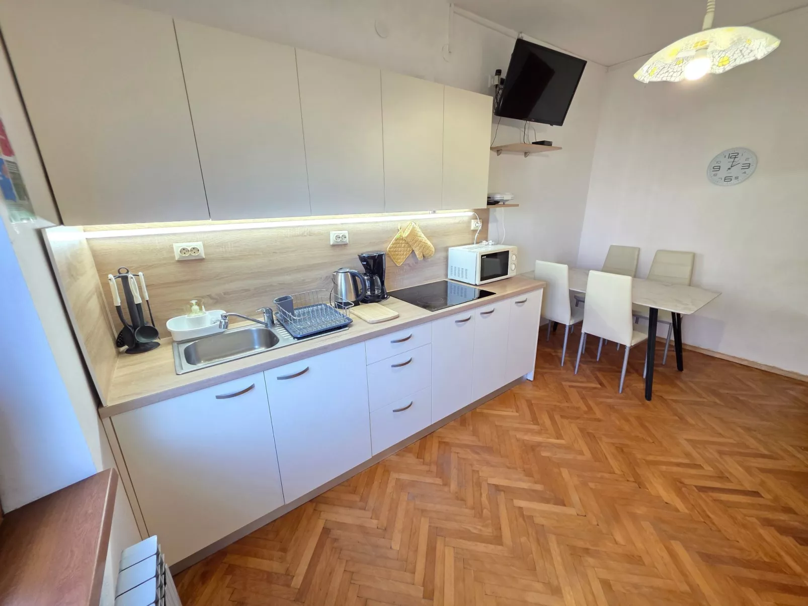 Wohnung mit Terrasse, 150 m vom Sandstrand entfernt-Image-tags.info