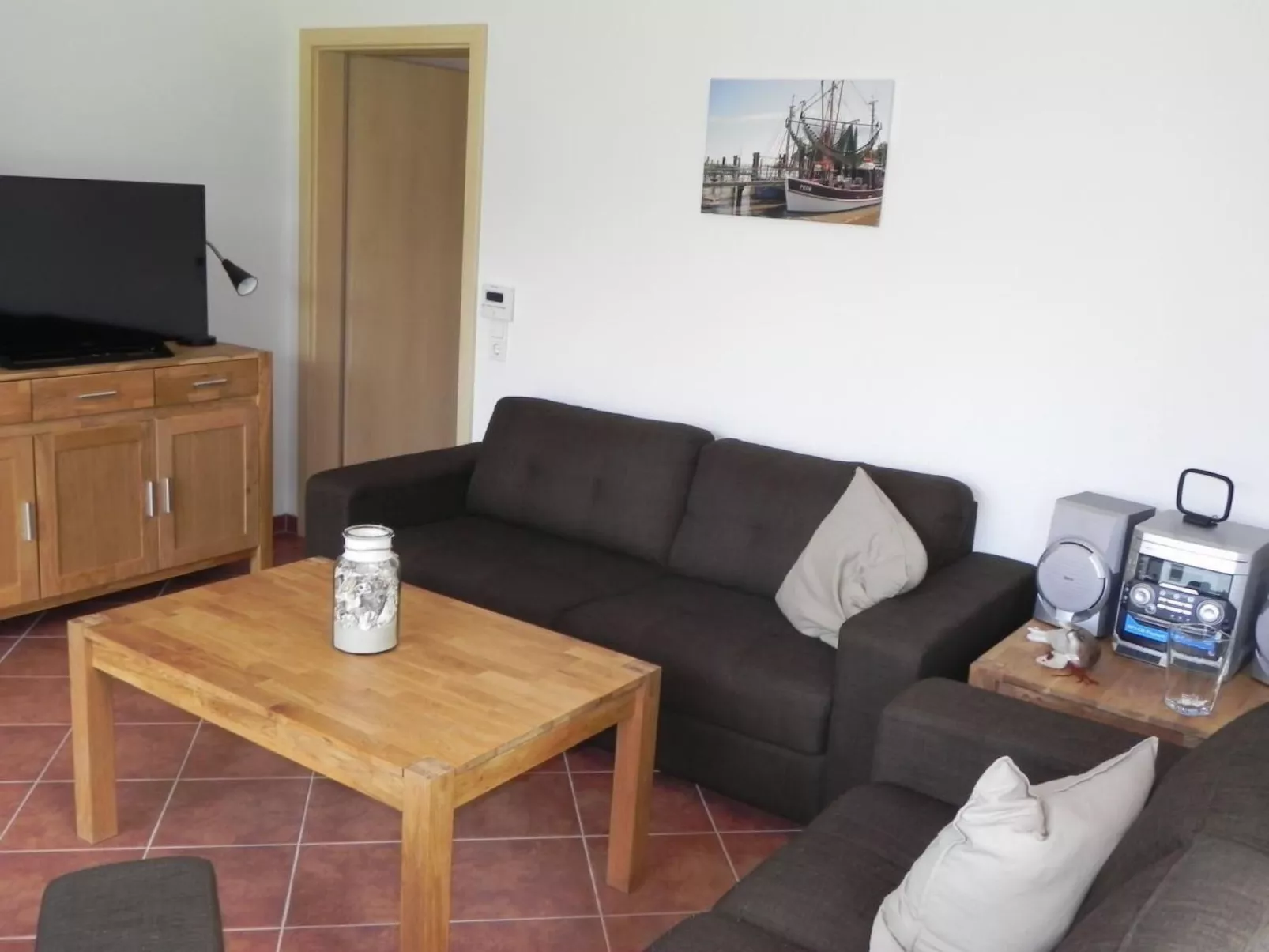 E18 Ferienhaus mit Garten und Terrasse-Binnen