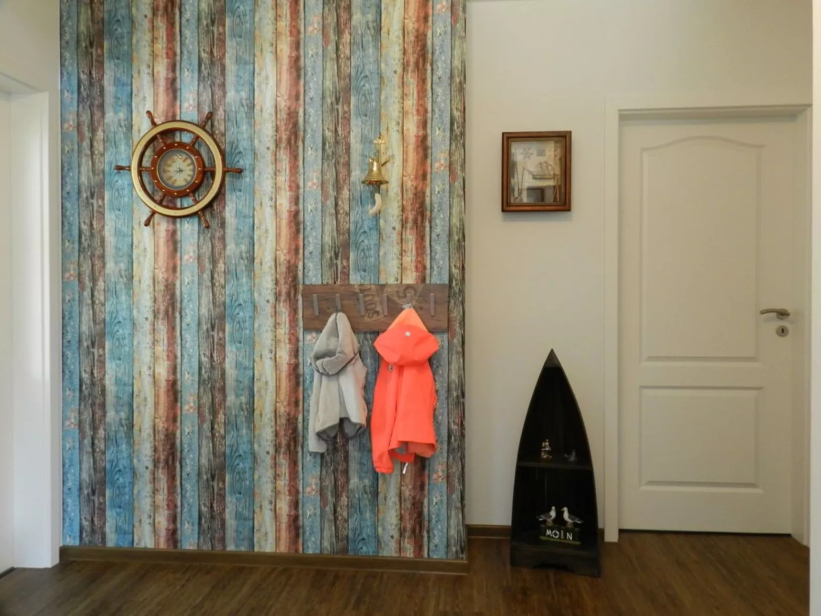 In Burhave mit Kleinem Garten-Binnen