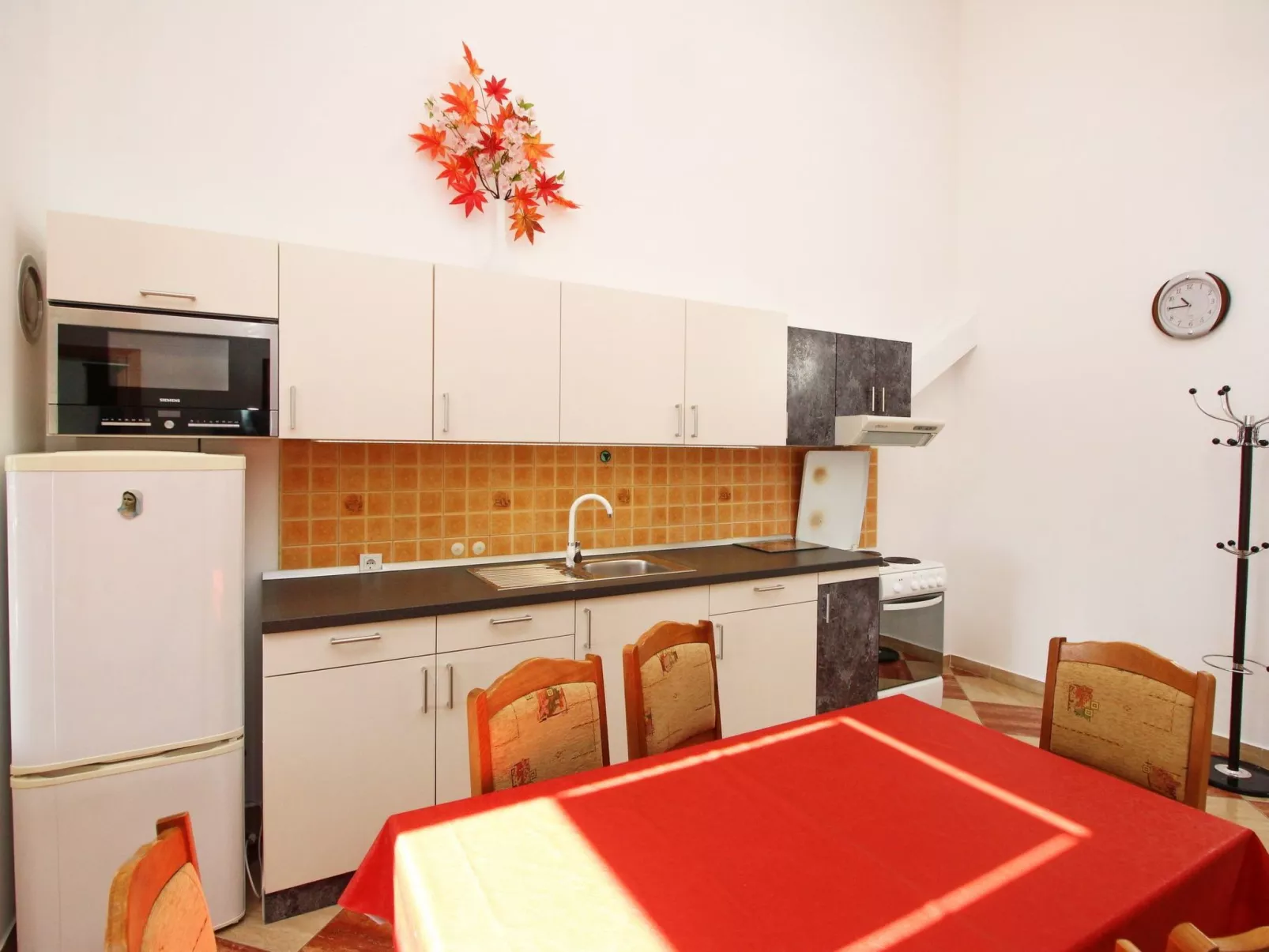 Charmante Ferienwohnung in Baška mit Eigenem Balkon-Binnen